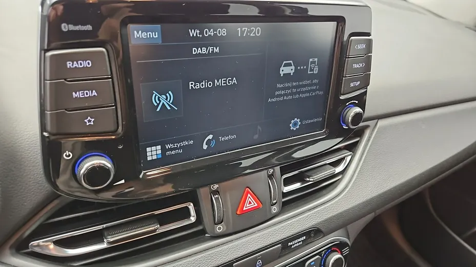HYUNDAI i30 -
