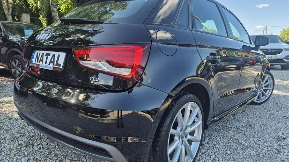 AUDI A1 -