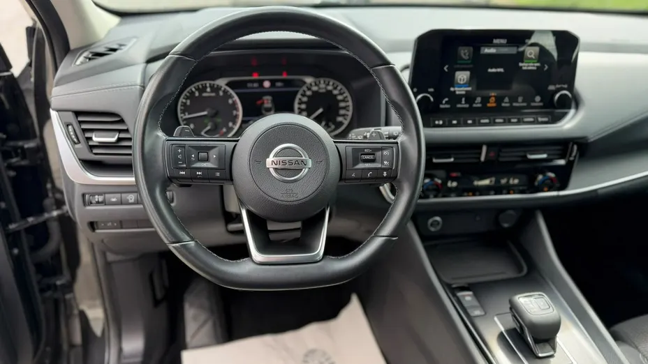 NISSAN Qashqai -