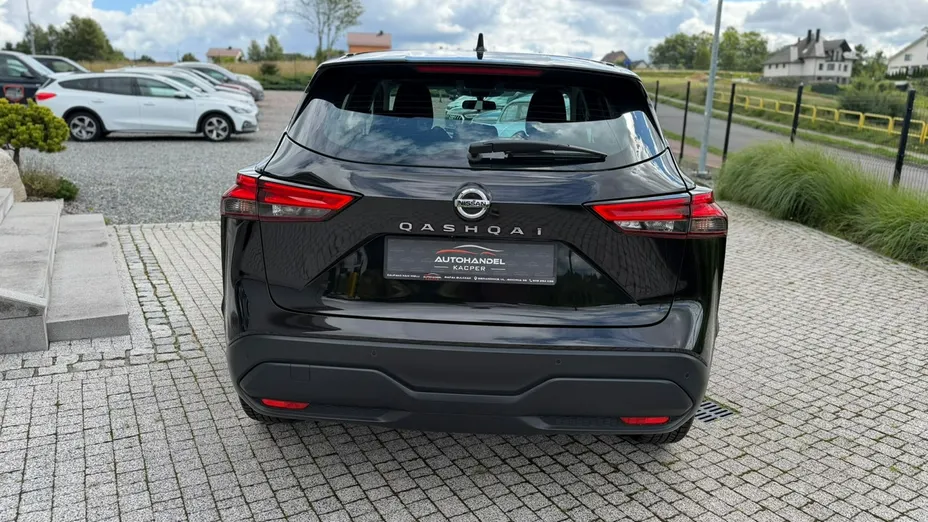 NISSAN Qashqai -