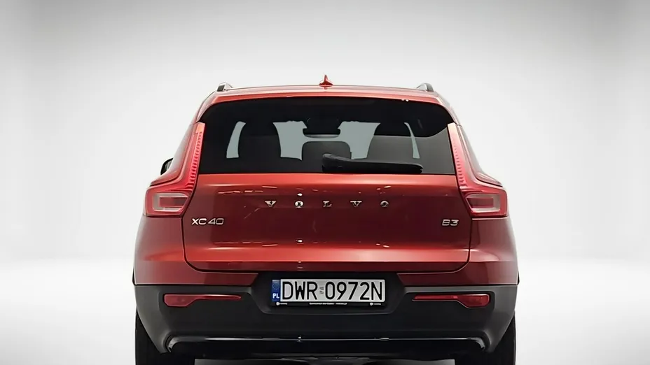 VOLVO XC40 -