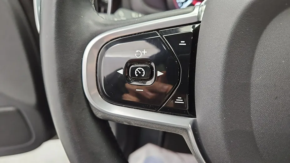 VOLVO V60 -