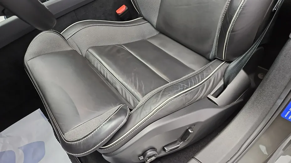 VOLVO V60 -
