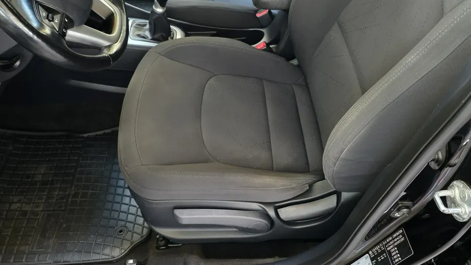 KIA Rio -