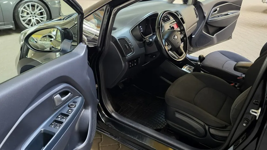 KIA Rio -
