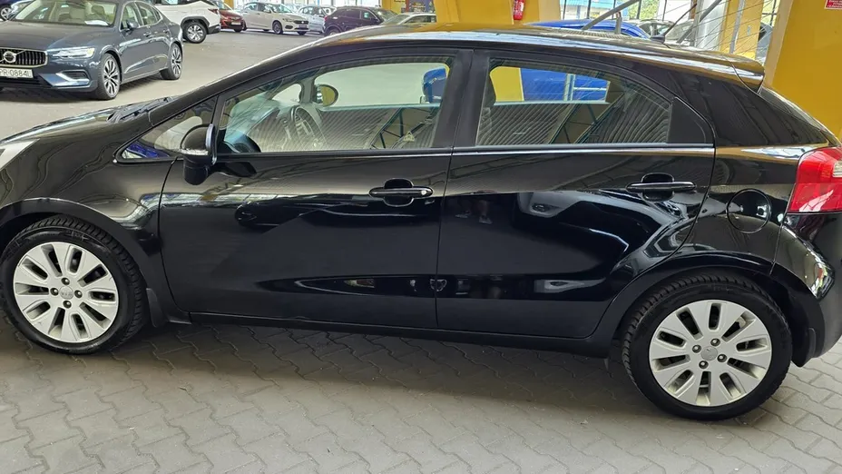 KIA Rio -