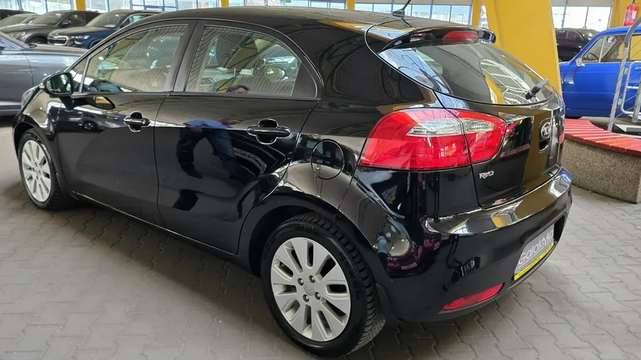 KIA Rio -