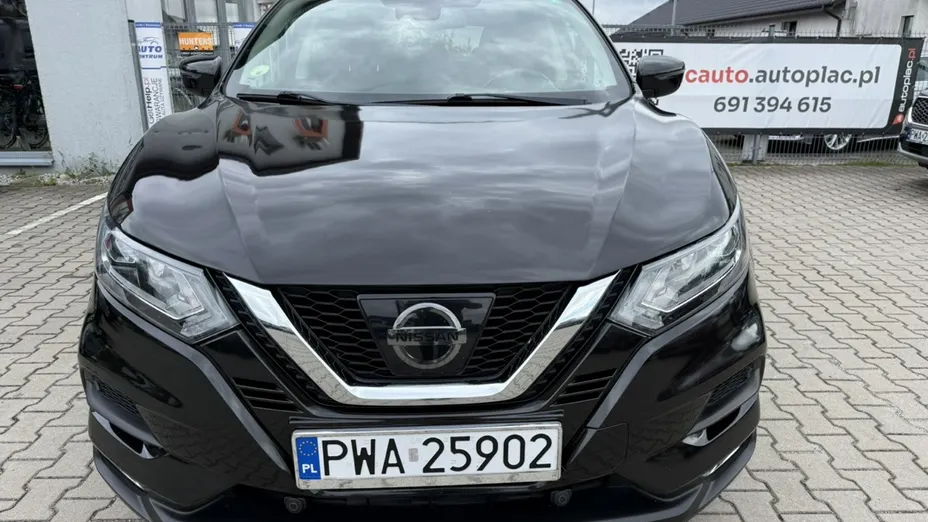 NISSAN Qashqai -