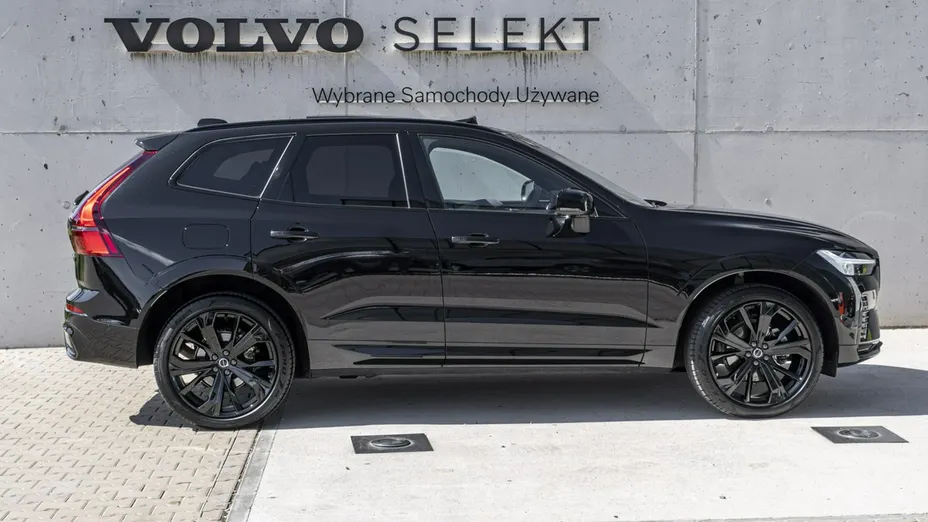 VOLVO XC60 -