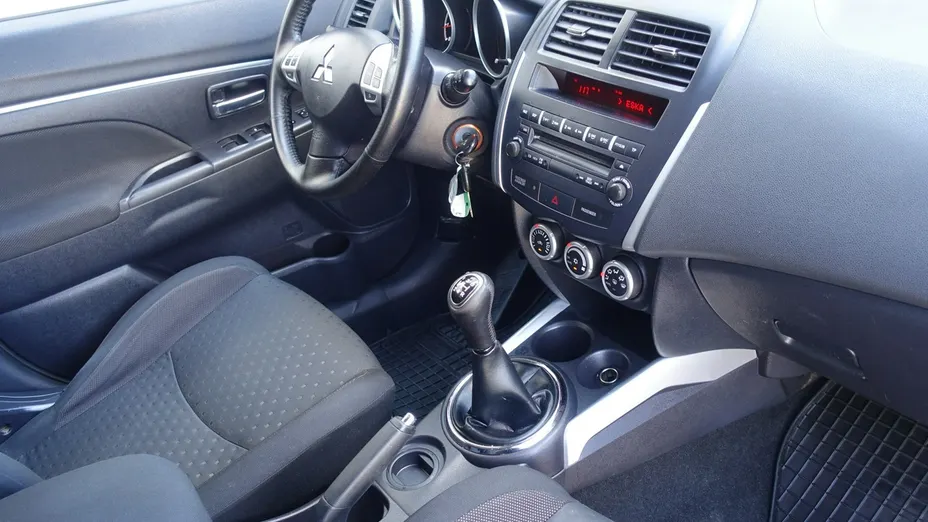 MITSUBISHI ASX -