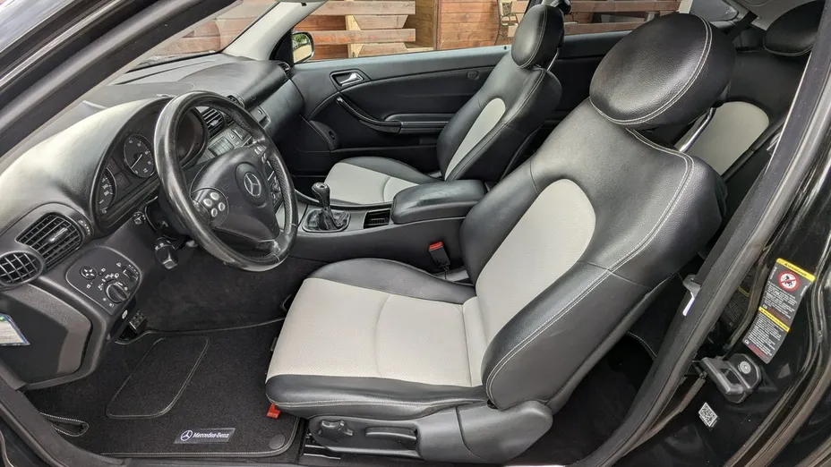 MERCEDES-BENZ C Klasa -