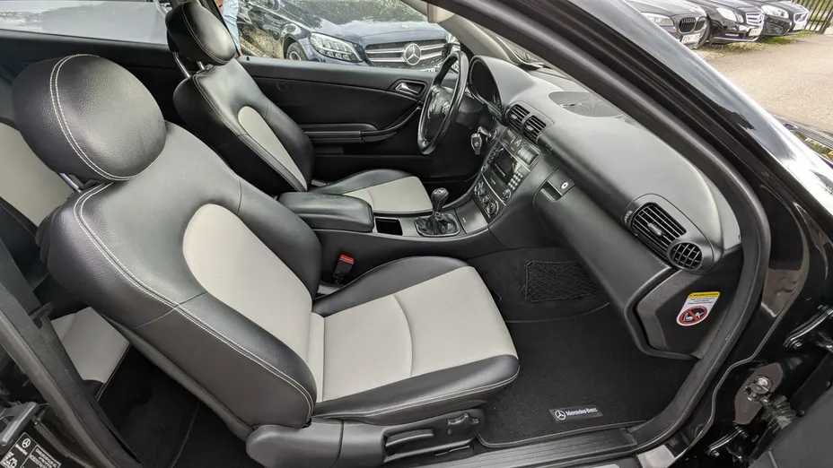MERCEDES-BENZ C Klasa -