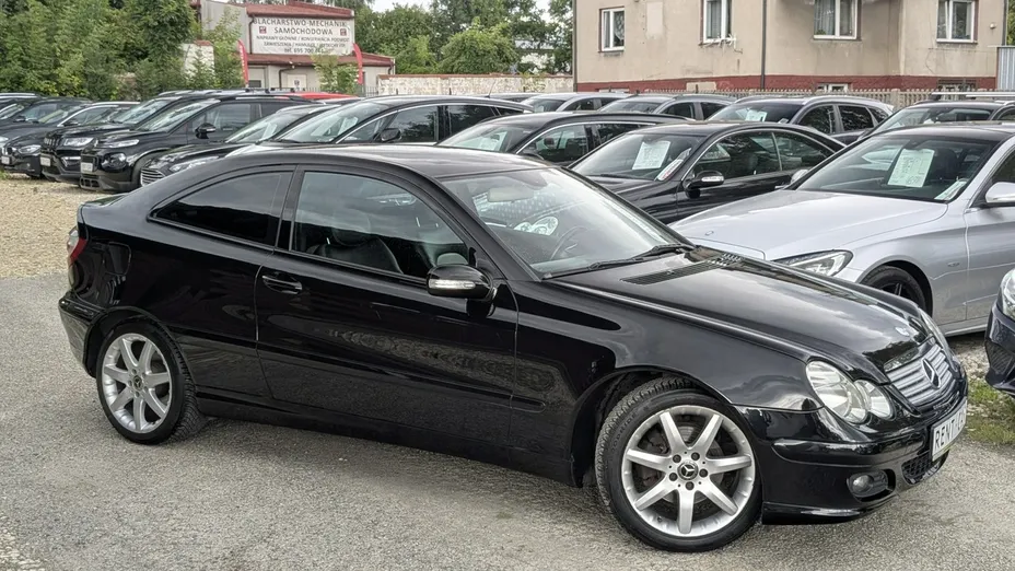 MERCEDES-BENZ C Klasa -