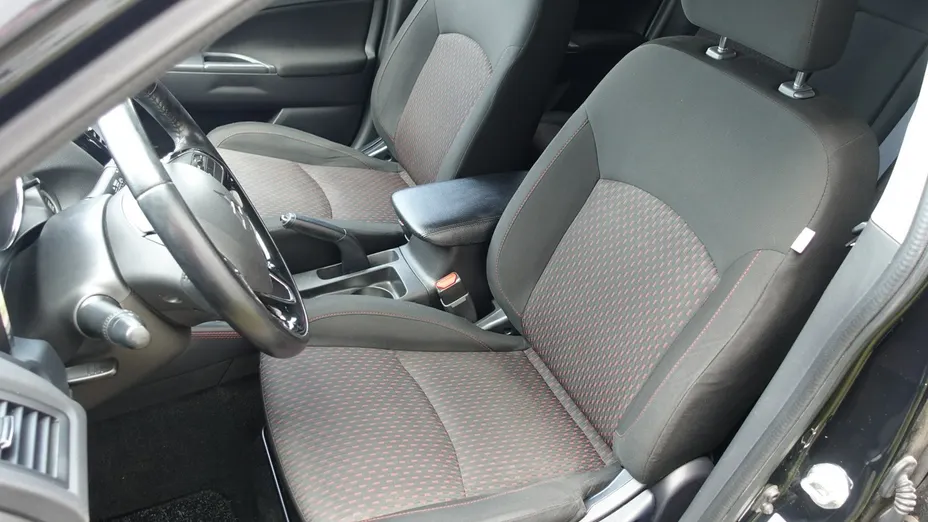 MITSUBISHI ASX -