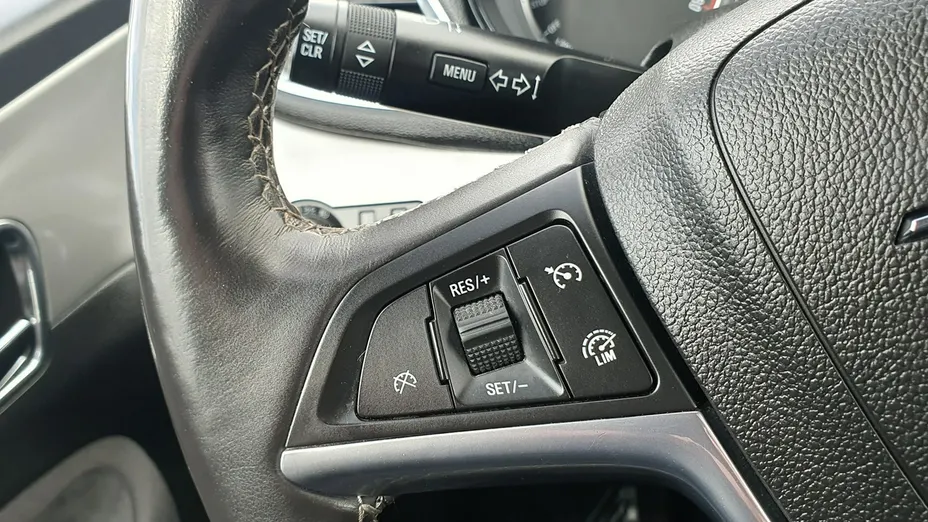 OPEL Mokka -