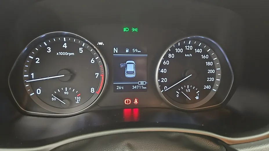 HYUNDAI i30 -
