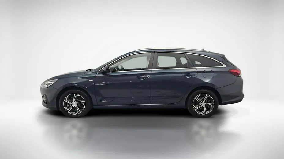 HYUNDAI i30 -