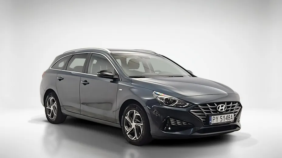 HYUNDAI i30 -