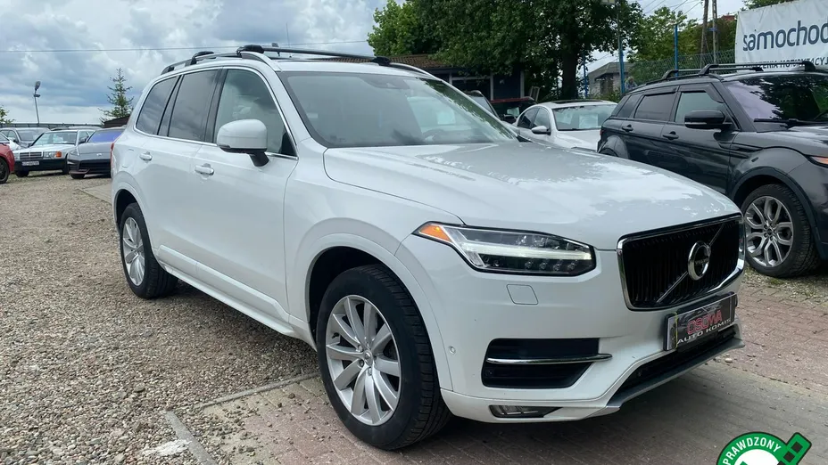 VOLVO XC90 -
