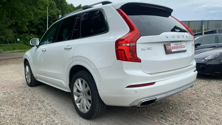 VOLVO XC90 -