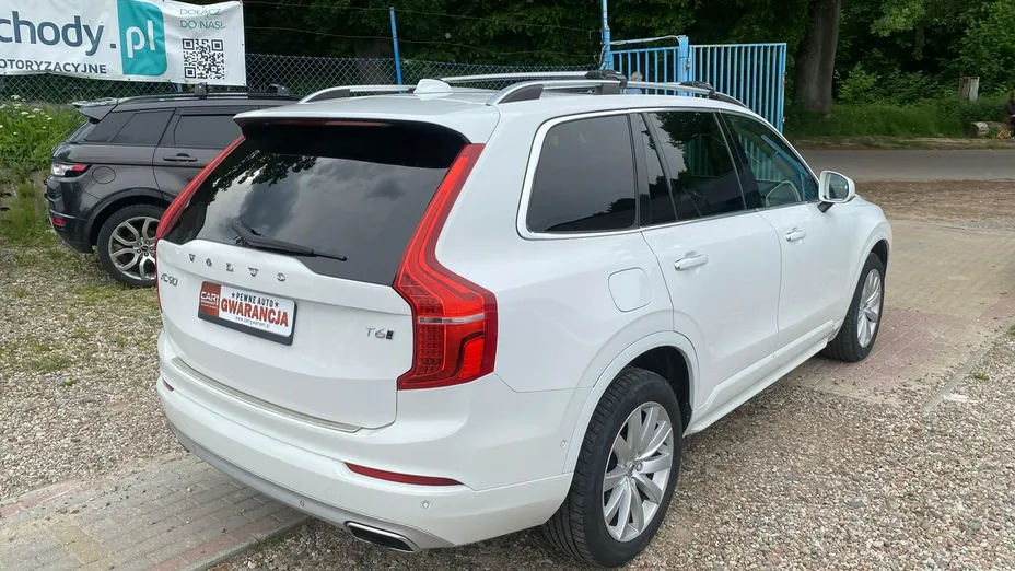 VOLVO XC90 -
