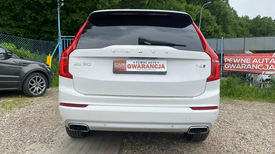 VOLVO XC90 -