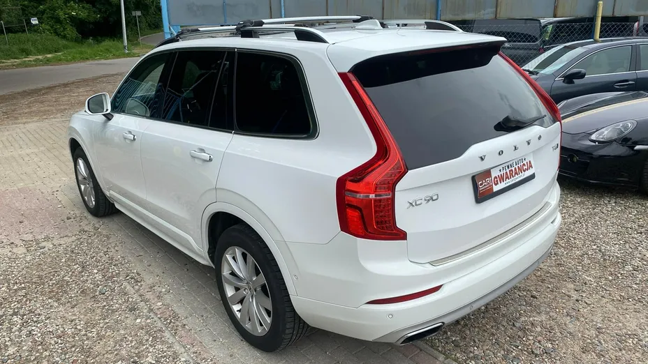 VOLVO XC90 -