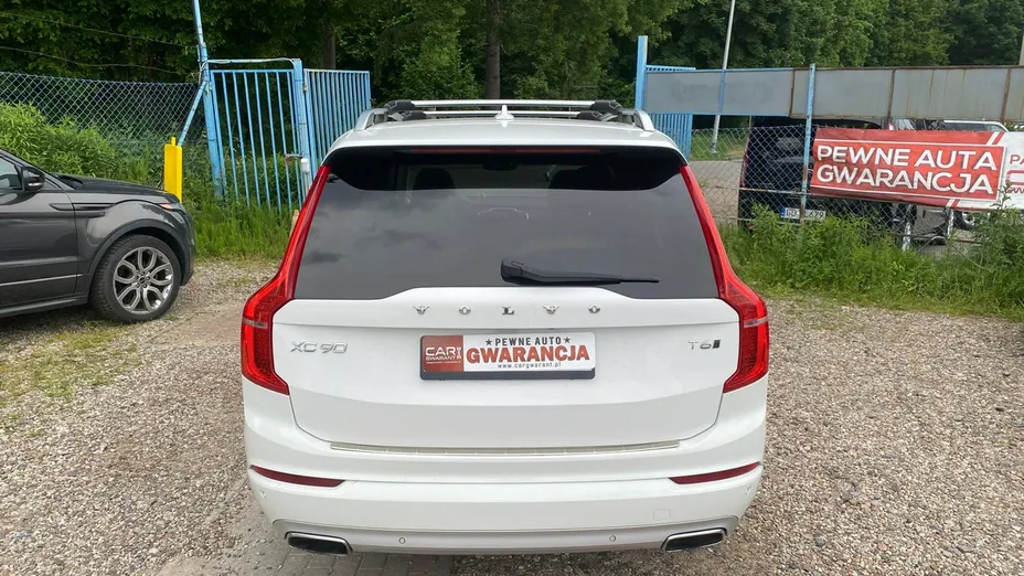 VOLVO XC90 -