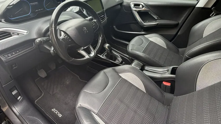PEUGEOT 2008 -