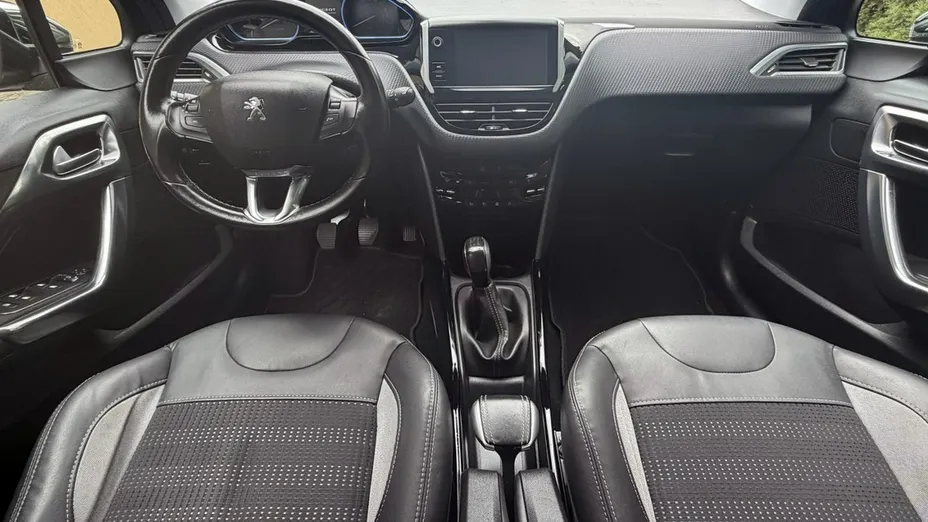 PEUGEOT 2008 -
