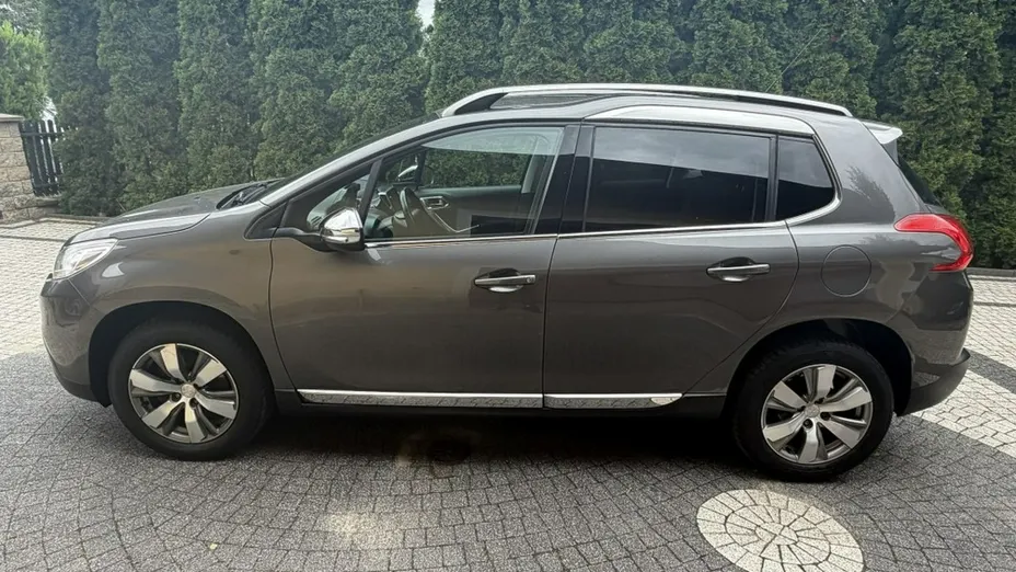 PEUGEOT 2008 -