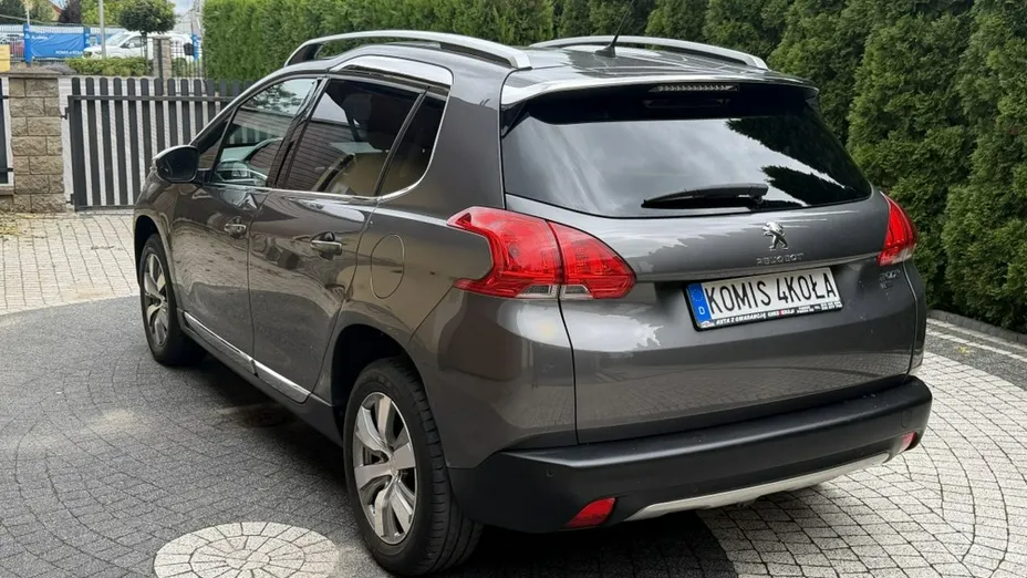 PEUGEOT 2008 -