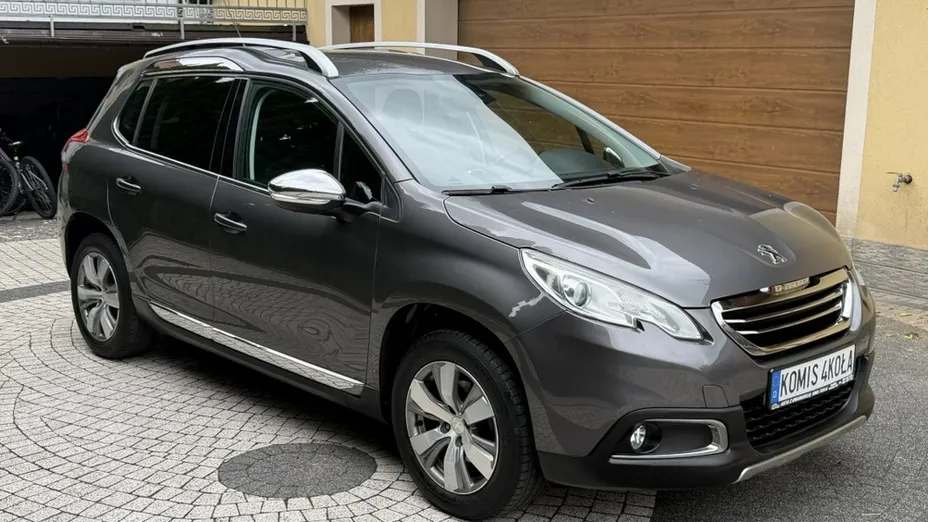 PEUGEOT 2008 -