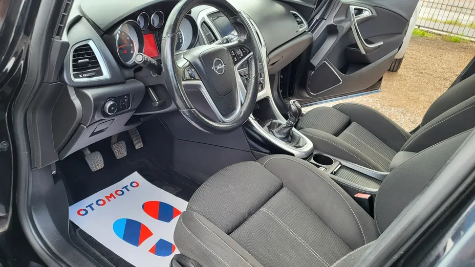 OPEL Astra -