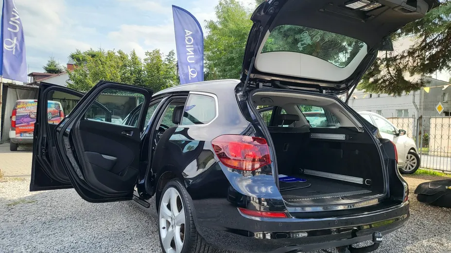 OPEL Astra -