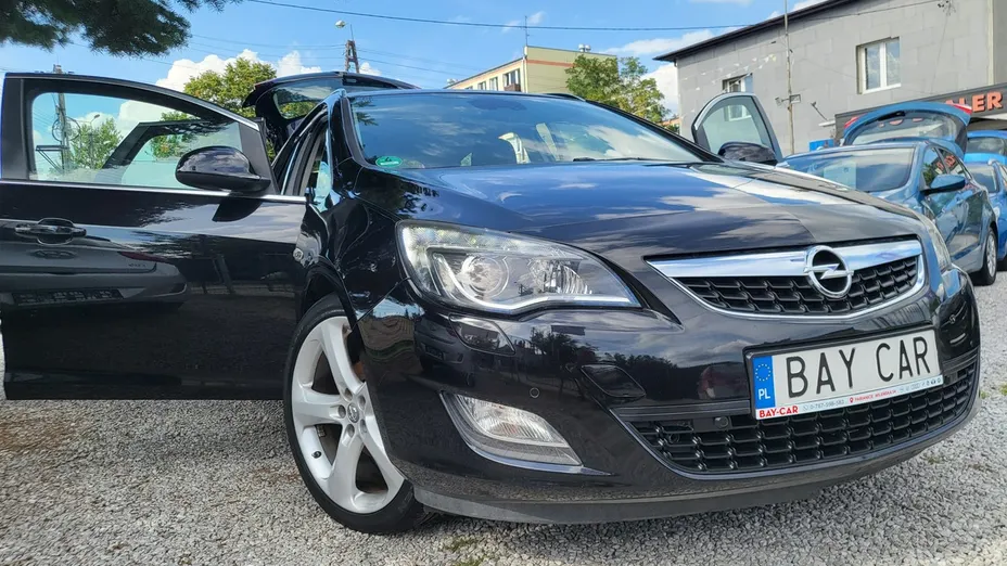 OPEL Astra -