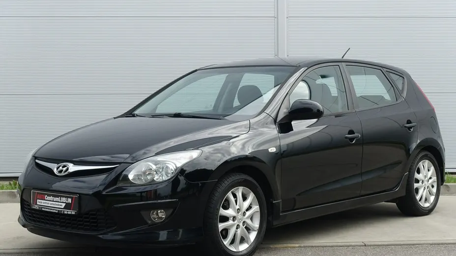 HYUNDAI i30 -