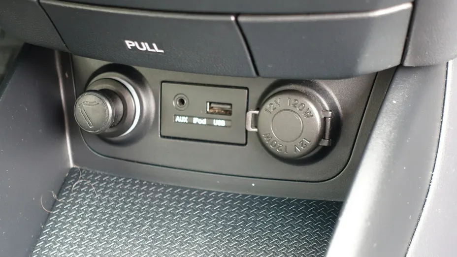 HYUNDAI i30 -