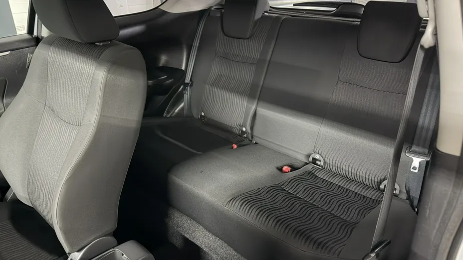 SUZUKI Swift -
