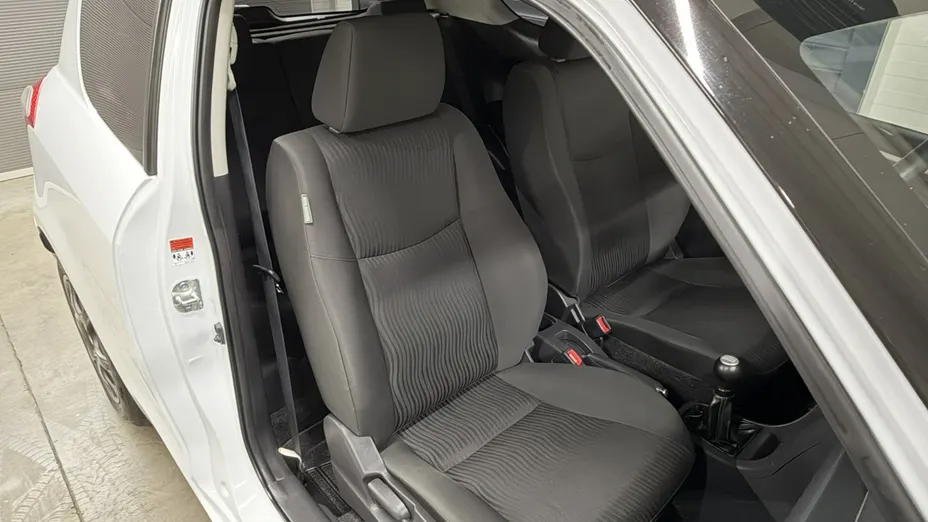 SUZUKI Swift -