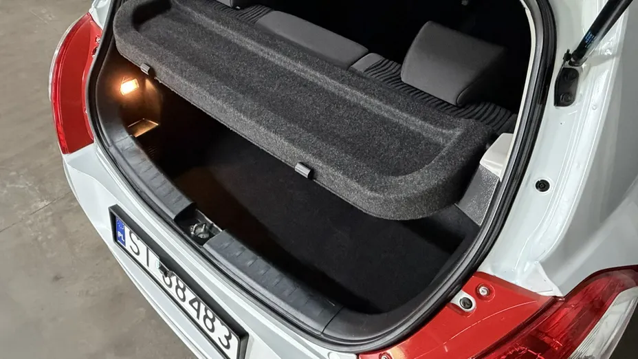 SUZUKI Swift -