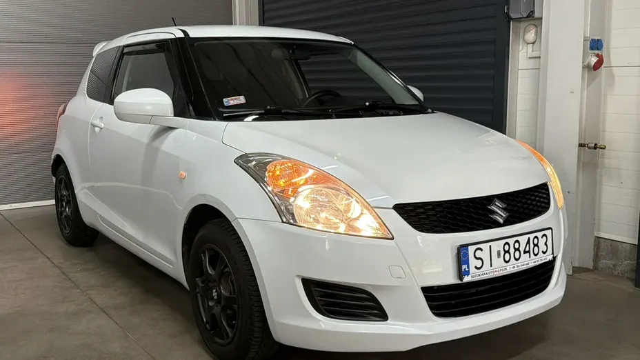 SUZUKI Swift -