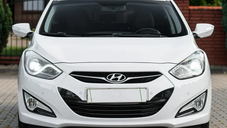 HYUNDAI i40 -