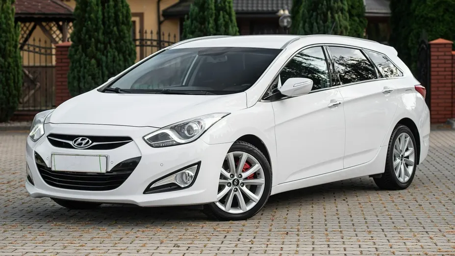 HYUNDAI i40 -