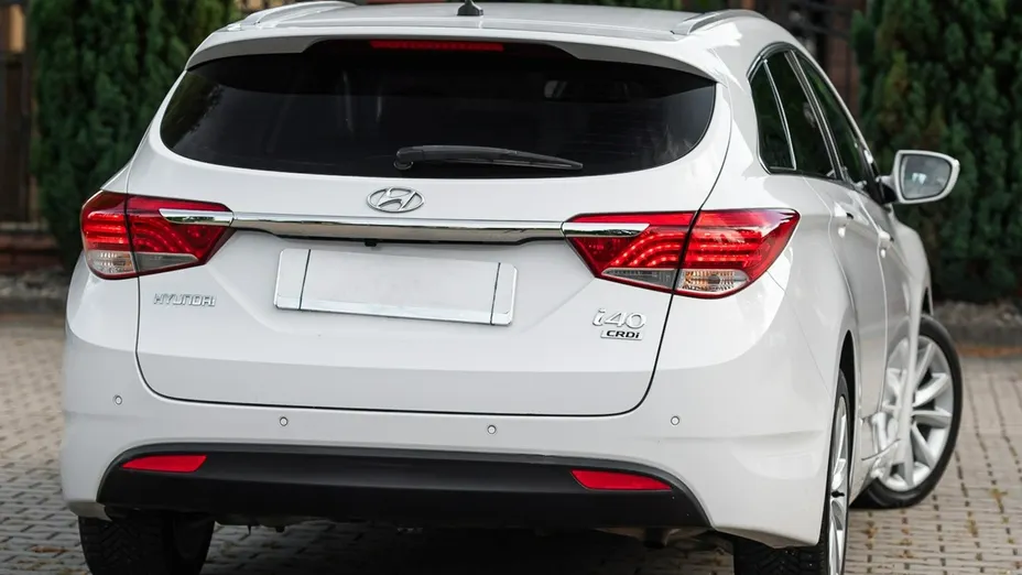 HYUNDAI i40 -