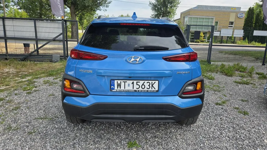 HYUNDAI Kona -