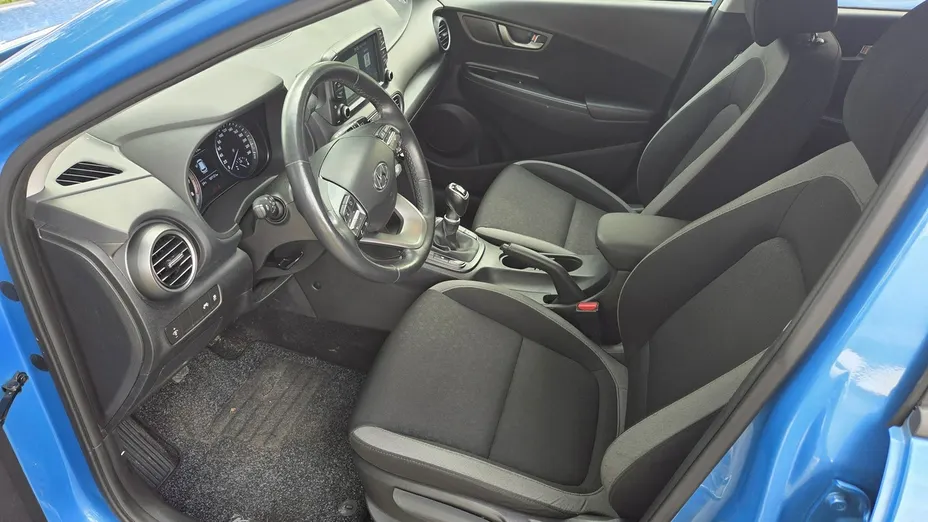 HYUNDAI Kona -