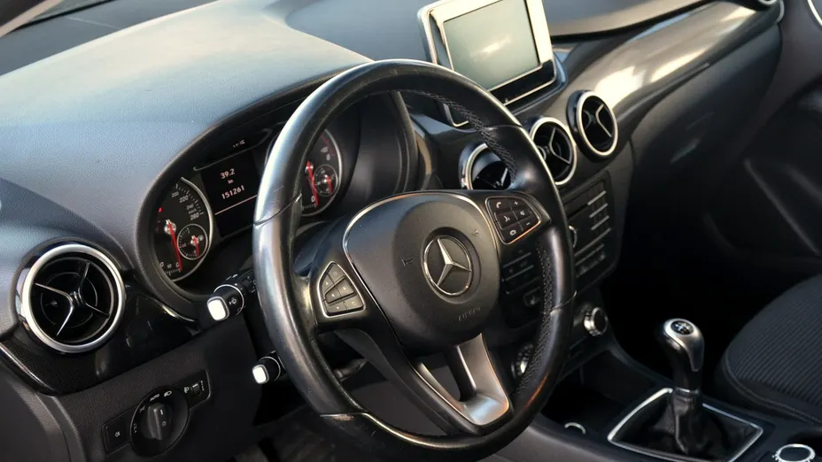 MERCEDES-BENZ B Klasa -