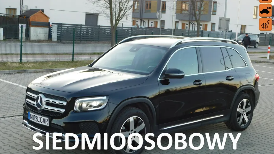 MERCEDES-BENZ GLB -