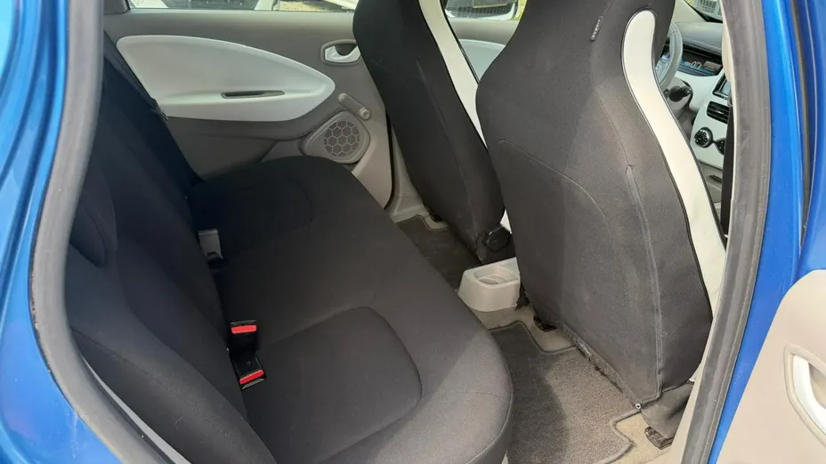 RENAULT ZOE -